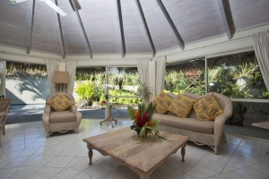 4.-Te-Manava-Luxury-Villas-Spa-Standard-Pool-Villa-Interior