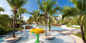 Holiday-Inn-Resort-1