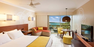 Holiday-Inn-Resort-9