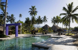 Island-Travel-Network-Coconuts-17